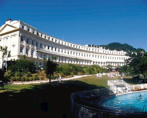 **Sunny And Bright, Thatchers Rock One Bed Beach Front Apartment*** トーキー エクステリア 写真